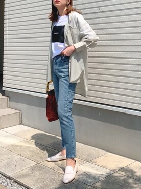 「SESTO（セスト）のかかとが踏めるコインローファー型押しパンプス（ローファー）」を使った、紗衣さん（レディース・158cm）の春コーディネート