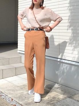 「BASQUE magenta（バスクマゼンタ）のアイテム（スラックス）」を使った、紗衣さん（レディース・158cm）の秋コーディネート
