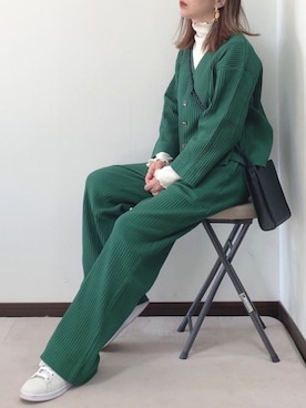 「FEELING MADE（フィーリングメイド）のアイテム（トップス）」を使った、紗衣さん（レディース・158cm）の冬コーディネート