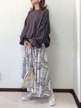 「AmbreNeige」｜「アイテム（スウェット）」を使った、紗衣さん（レディース・158cm）の春コーディネート