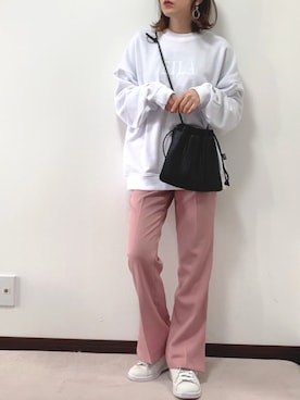 「DHOLIC（ディーホリック）のアイテム（スラックス）」を使った、紗衣さん（レディース・158cm）の春コーディネート