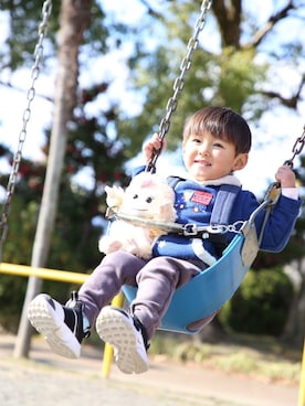 「2歳3ヶ月」｜「アイテム（パーカー）」を使った、RENTOさん（キッズ・90cm）の冬コーディネート