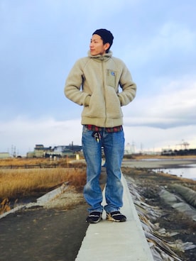 「HELLY HANSEN（ヘリーハンセン）のアイテム（ジャケット/アウター、ベージュ系）」を使った、はなかめさん（メンズ・177cm）の冬コーディネート