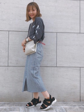 「MICKEYTシャツ」｜こみさん（レディース・150cm）の夏コーディネート