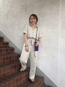 「アイテム（つなぎ/オールインワン、ベージュ系）」を使った、こみさん（レディース・150cm）の夏コーディネート
