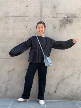 「LOWRYS FARM（ローリーズファーム）のCONEハイライズワイドデニム　800874（デニムパンツ）」を使った、こみさん（レディース・150cm）の冬コーディネート