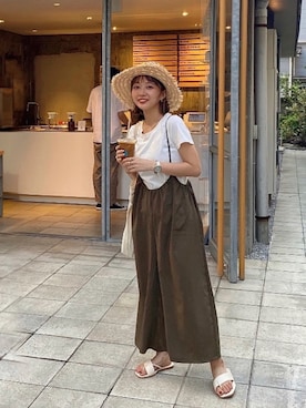 「moussy」｜「アイテム（サロペット/オーバーオール）」を使った、こみさん（レディース・150cm）の夏コーディネート