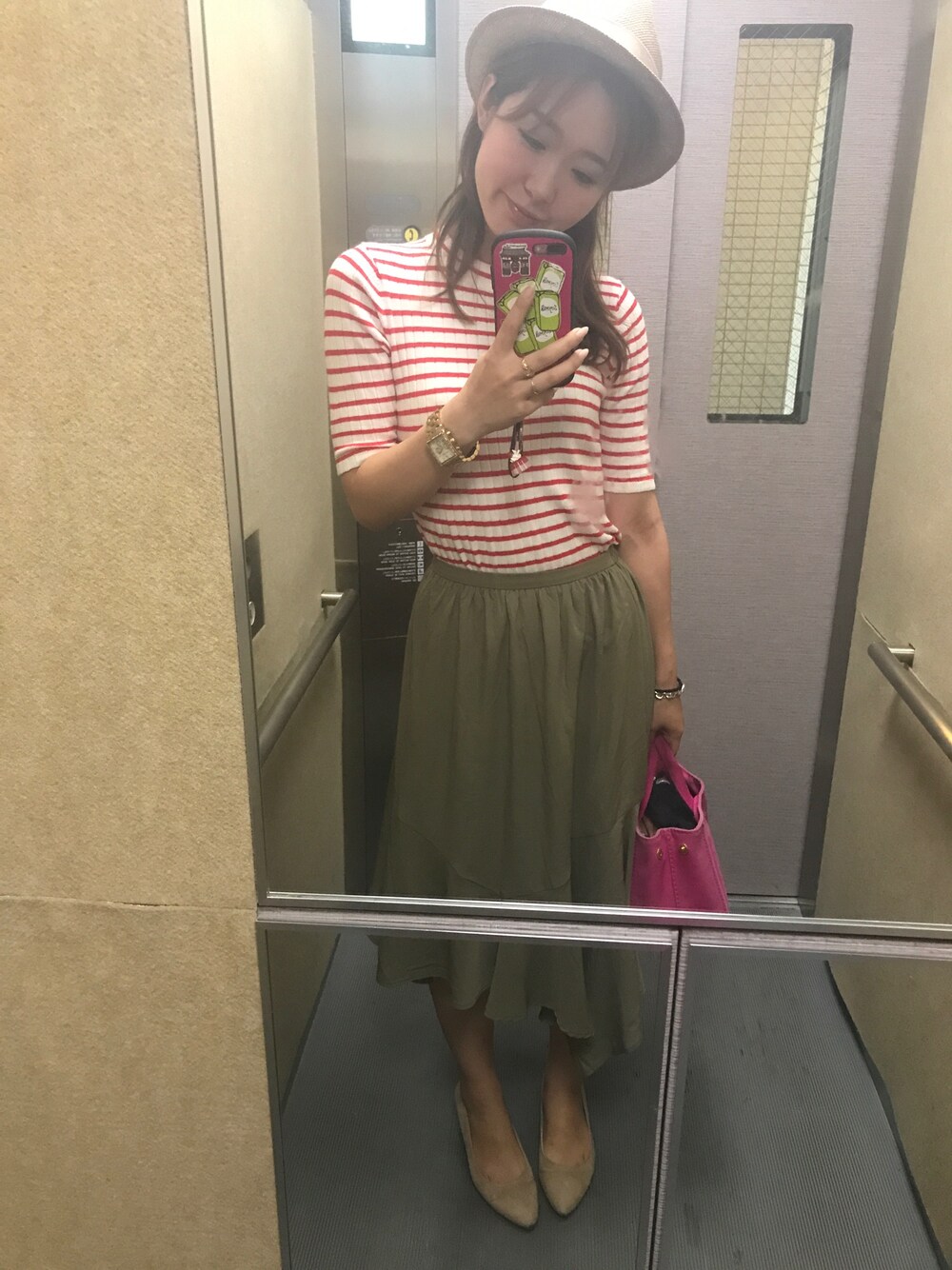 「SLYのアイテム（トップス、レッド系）」を使った、♡moemi♡さん（レディース・167cm）の夏コーディネートの1枚目の写真