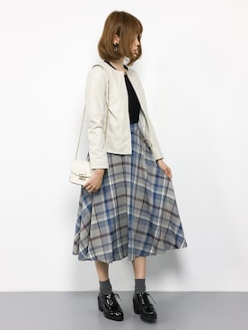 「NATURAL BEAUTY BASIC（ナチュラルビューティーベーシック）のアイテム（ブルゾン）」を使った、miyaseさん（レディース・166cm）の秋コーディネート