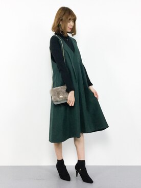 「rps（アールピーエス）のアイテム（ジャンパースカート）」を使った、miyaseさん（レディース・166cm）の冬コーディネート