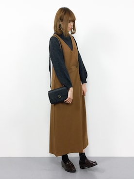 「アイテム（サロペット/オーバーオール、イエロー系）」を使った、miyaseさん（レディース・166cm）の冬コーディネート