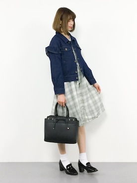 「チェックワンピース」｜「アイテム（デニムジャケット）」を使った、miyaseさん（レディース・166cm）の春コーディネート