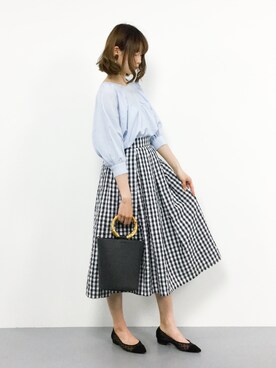 「AZUL ENCANTO（アズールエンカント）のアイテム（シャツ/ブラウス）」を使った、miyaseさん（レディース・166cm）の春コーディネート