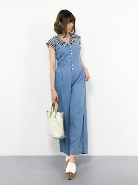 「アイテム（つなぎ/オールインワン、ブルー系）」を使った、miyaseさん（レディース・166cm）の春コーディネート