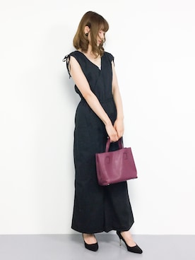 「ワインレッド」｜「アイテム（つなぎ/オールインワン）」を使った、miyaseさん（レディース・166cm）の夏コーディネート