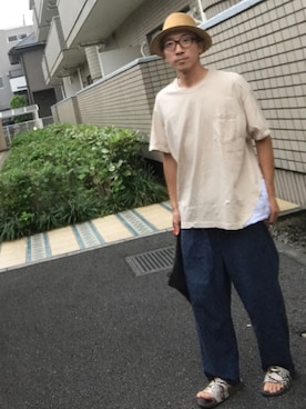 「is-ness（イズネス）のアイテム（サンダル）」を使った、カネゴンさん（メンズ・170cm）の夏コーディネート