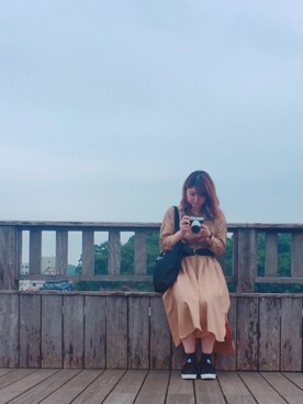 「MARGARET HOWEEL」｜「アイテム（アクセサリー）」を使った、森ぽん。さん（レディース・169cm）の秋コーディネート