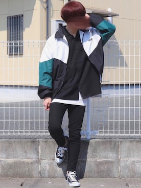 「CONVERSE（コンバース）のCONVERSE コンバース オール スター オックス / ALL STAR OX(BLACK) 32160321（スニーカー）」を使った、SHÜИさん（メンズ・175cm・20代）の春コーディネート