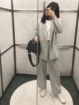 「MARC JACOBS（マークジェイコブス）のアイテム（トートバッグ）」を使った、Jさん（レディース・164cm）の冬コーディネート