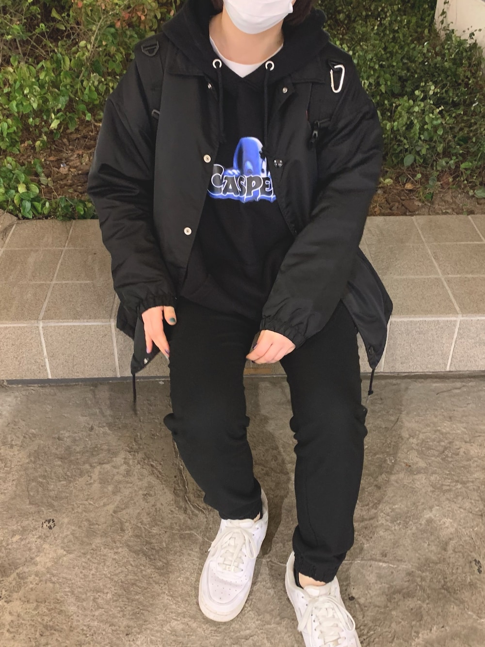 「キャスパー、casper、xgirl、パーカー、オールブラック」｜「X-girlのX-girl × CASPER SWEAT HOODIE（パーカー、ブラック系）」を使った、💡アン💡さん（レディース・155cm）の冬コーディネートの1枚目の写真