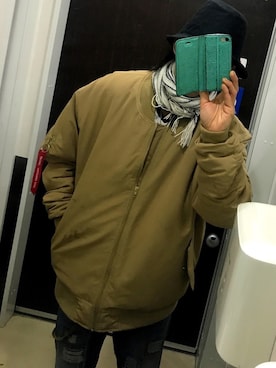 「2018マイベストコーデ」｜「アイテム（MA-1）」を使った、ともキングさん（メンズ・176cm）の冬コーディネート