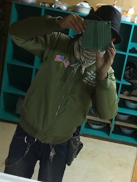 「CORISCO（コリスコ）のアイテム（ジャケット/アウター）」を使った、ともキングさん（メンズ・176cm）の冬コーディネート