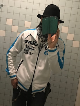 「Body Glove（ボディグローブ）のアイテム」を使った、ともキングさん（メンズ・176cm）の春コーディネート
