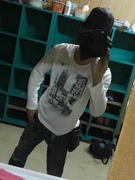 「PLUS ONE（プラスワン）のアイテム（Tシャツ/カットソー）」を使った、ともキングさん（メンズ・176cm）の秋コーディネート