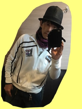 「Body Glove（ボディグローブ）のアイテム」を使った、ともキングさん（メンズ・176cm）の秋コーディネート