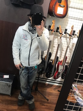 「Body Glove（ボディグローブ）のアイテム」を使った、ともキングさん（メンズ・176cm）の春コーディネート