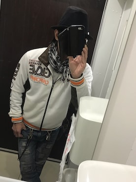 「Body Glove（ボディグローブ）のアイテム」を使った、ともキングさん（メンズ・176cm）の春コーディネート