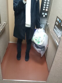 Lui's | 黒コート(トレンチコート)