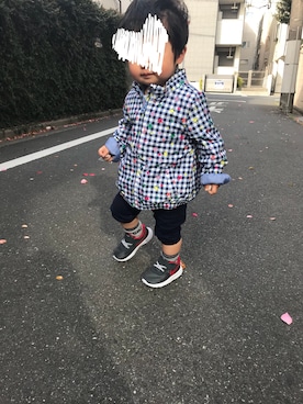 「babygap」｜「アイテム（ブルゾン）」を使った、たなまさん（キッズ・80cm）の春コーディネート