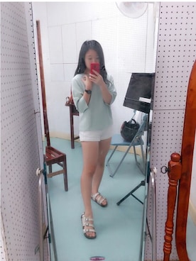 「STARMIMI（スターミミ）のアイテム」を使った、Jui-Lien Niehさん（レディース・155cm）の冬コーディネート