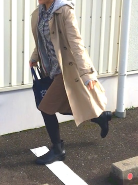 「パーカー×シャツ」｜「アイテム（ジャケット/アウター）」を使った、emiqiさん（レディース・161cm）の冬コーディネート