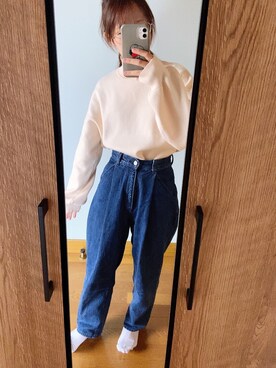 「GU（ジーユー）のアイテム（デニムパンツ、ブルー系）」を使った、suzugrbb7910さん（レディース・151cm）の秋コーディネート