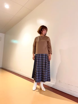 「Chez toi（シェトワ）の【ヒップまで隠れて綺麗に着れる】前後差キーネックチュニックプルオーバー（Tシャツ/カットソー、ベージュ系）」を使った、たかぽんさん（レディース・163cm）の秋コーディネート