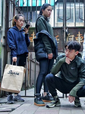 「NIKE NSW（ナイキエヌエスダブリュー）のアイテム」を使った、冼冼_babyさん（レディース・174cm）の秋コーディネート