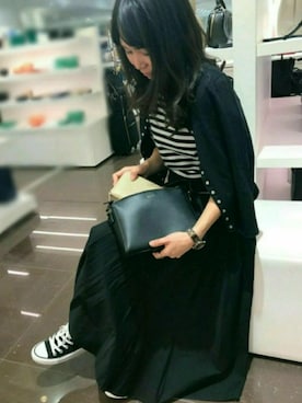 「アイテム（財布）」を使った、agnesb.vo.tokyodaimaruさん（レディース・160cm）の冬コーディネート