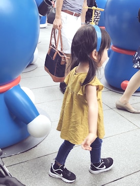 「BREEZE（ブリーズ）のもっとスキニーデニム 10分丈（デニムパンツ）」を使った、aaaさん（キッズ・90cm）の春コーディネート