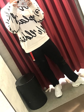 「GOSTAR DE FUGA（ゴスタール ジフーガ）のアイテム（スウェット）」を使った、tamtaiさん（メンズ・170cm）の春コーディネート