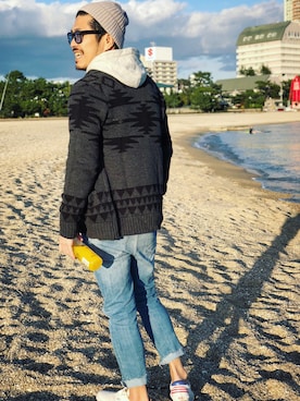 「海」｜「アイテム（その他アウター）」を使った、NOBさん（メンズ・170cm）の冬コーディネート