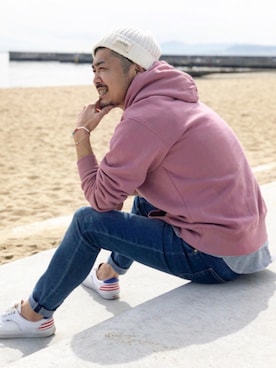 「海」｜「アイテム（ニットキャップ/ビーニー）」を使った、NOBさん（メンズ・170cm）の春コーディネート
