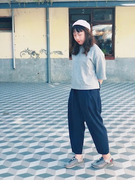 「plain-me（プレインミー）のアイテム（帽子）」を使った、王嘉瑄さん（レディース・157cm）の秋コーディネート