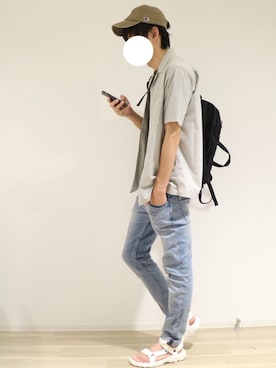「C6（シーシックス）のアイテム（バッグ）」を使った、ワタルさん（メンズ・180cm）の春コーディネート