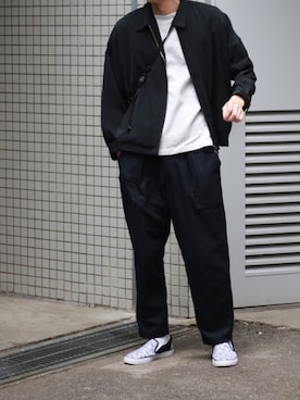 「Guess（ゲス）のアイテム（スリッポン）」を使った、ワタルさん（メンズ・180cm）の春コーディネート