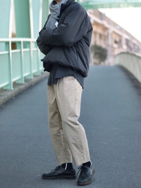 「COMOLI（コモリ）のアイテム（ダウンジャケット/コート）」を使った、ワタルさん（メンズ・180cm）の冬コーディネート