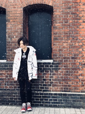 「HUF（ハフ）のアイテム（ダウンジャケット/コート）」を使った、yutoさん（メンズ・172cm）の春コーディネート
