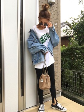 「スリット」｜「アイテム（デニムジャケット）」を使った、keiさん（レディース・160cm）の秋コーディネート