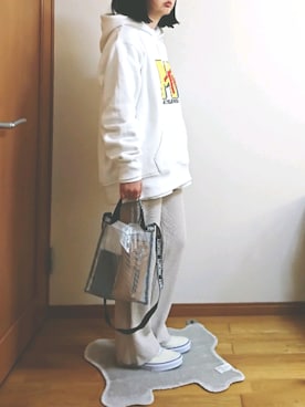 「иваси/イヴァシー（イヴァシー）のアイテム」を使った、ばな奈さん（レディース・157cm）の春コーディネート